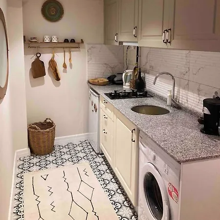Cosy Flat In Center